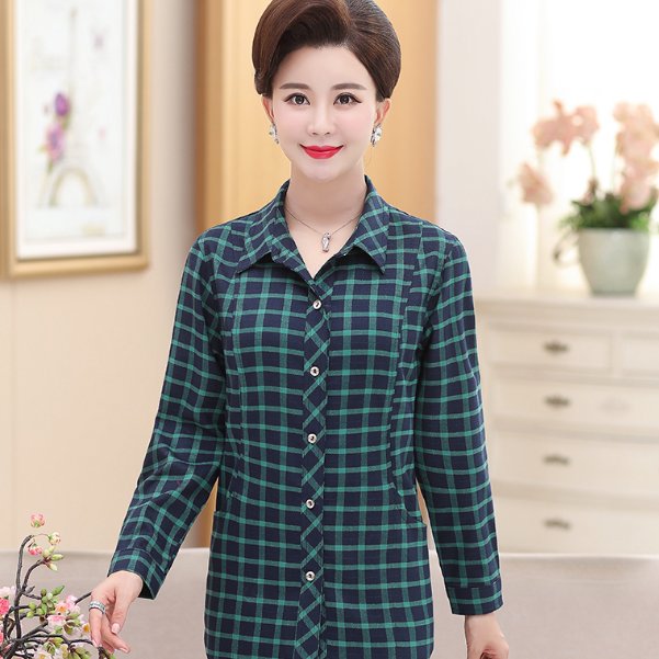 40-60岁的女人秋天一定要这样穿，超美丽优雅，气质很出众