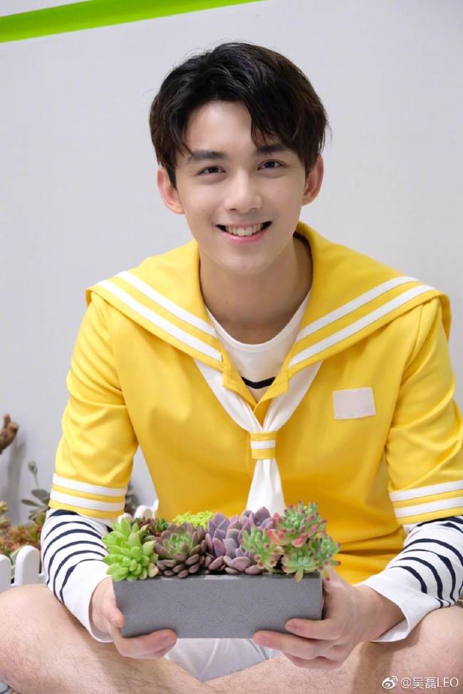 新学期开始吴磊代表新生发言 演讲稿语言真挚