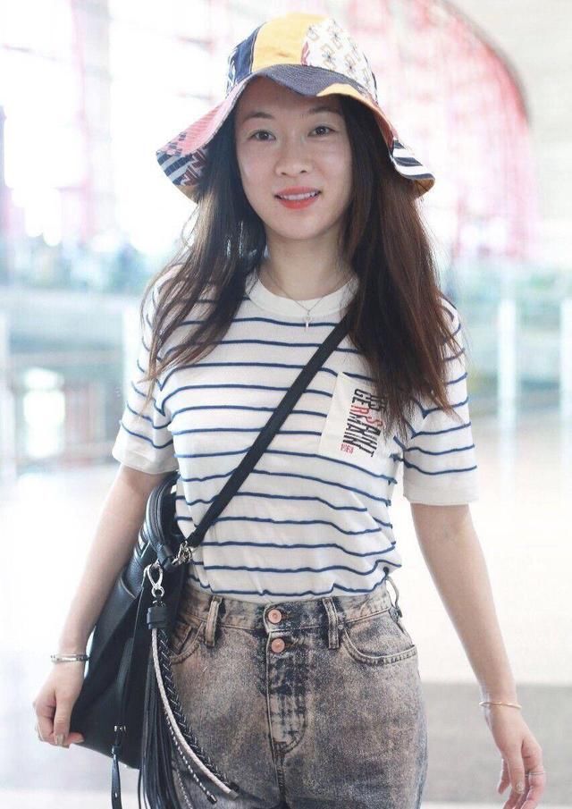 蔡依林花式露背，刘诗诗吴奇隆秀恩爱，佟丽娅最厉害年轻了10岁