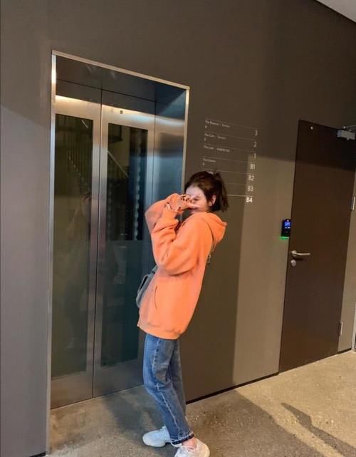就能够让■如何把基础款单品搭配出大牌范儿?学会这十套穿搭,高级又有范儿