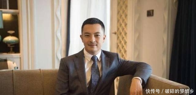 『影帝』她17岁登上春晚,21岁裸婚嫁给小演员,如今丈夫终成影帝!