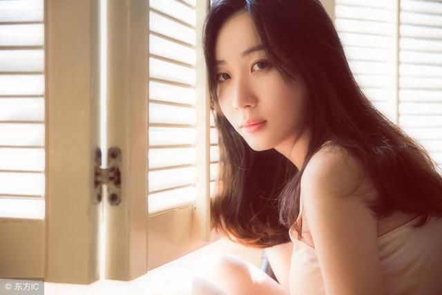 周年庆上，各种谣言四起，看她如何反击诋毁她的贵妇人！