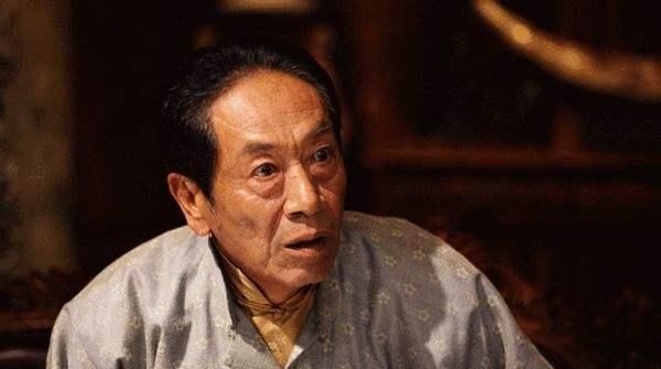  「演出机会」老戏骨王奎荣：40岁上中戏，46岁出道，为何二婚娶小37岁娇妻？