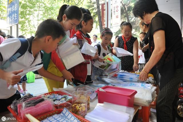 治疗“穷”病最好的药就是＂勤劳”,不出村就能月入万元的创业项