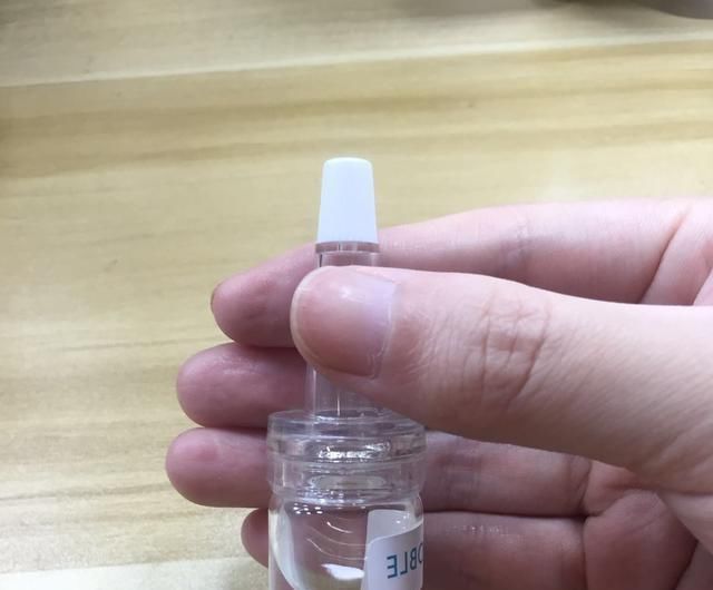 在药店这俩种水，分分钟美白淡斑，就是因为太便宜被很多人忽视!