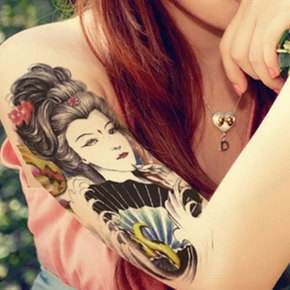 有逼格的“半壁纹身”来袭!男人身上超霸气,纹女人身上惹人爱