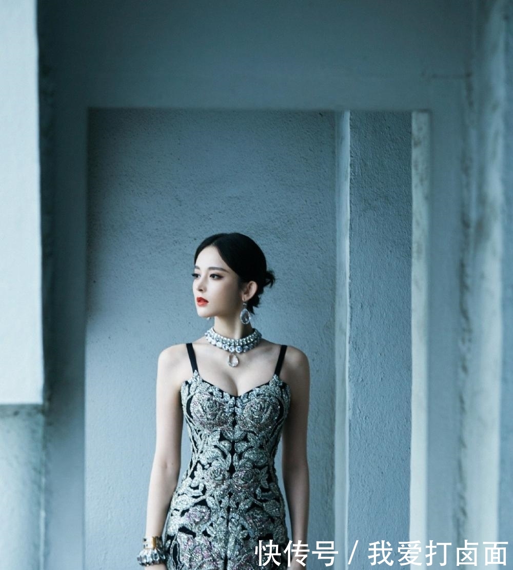  「性感」美女图集，第707期：性感时尚，哪位小姐姐，适合做女朋友呢？