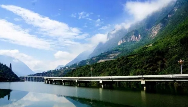 厉害了我的湖北，被巨资项目砸中，有望“超越”深圳成为一线城市