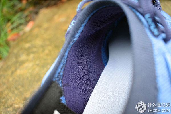 上了时装周，跑鞋也“变潮”-李宁轻云减震跑鞋开箱篇