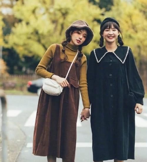  「闺蜜」有种时代姐妹花叫“你的衣服有我的颜色”，00后好闺蜜抢镜必备