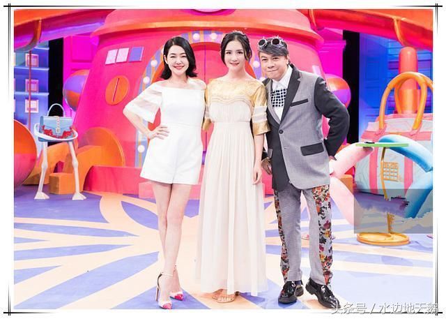 当92斤谢娜同框88斤小S，网友:终于知道辣妈的好身材是咋来的了