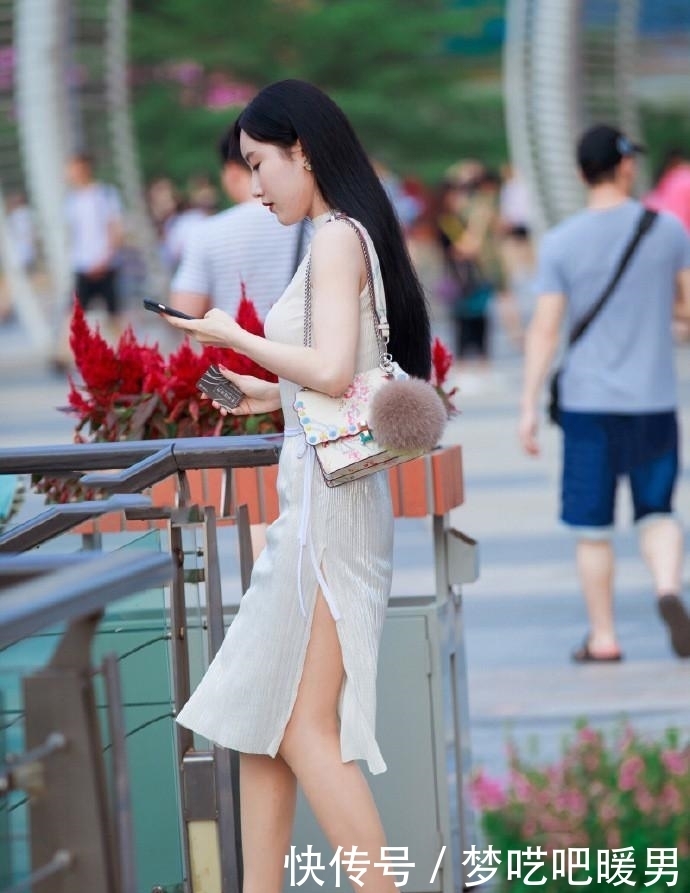 『自带』清新魅力的小姐姐,自带一股神仙的气质!