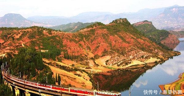 世界最难建的三条路全部在中国, 全程建桥挖隧道, 一路壮观美景