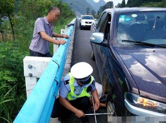 应急车道换车胎，六分却没了?车主反问交警:车胎爆了，这不急?