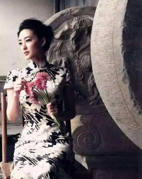  [妩媚]相比时装,她们这样穿更妩媚,最后一个有没有电到你?