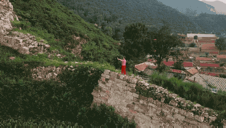  「租下」为养老，他租下20年破农房，院子400㎡，花3年打造出一