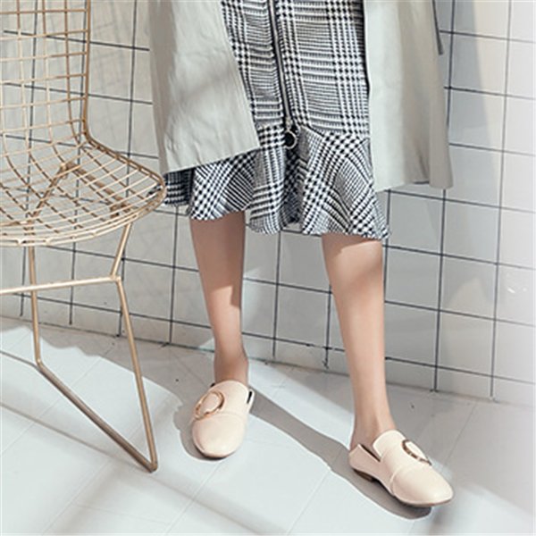 70后老婆看了爱不释手的女鞋，比高跟鞋还好看，显高还优雅动人