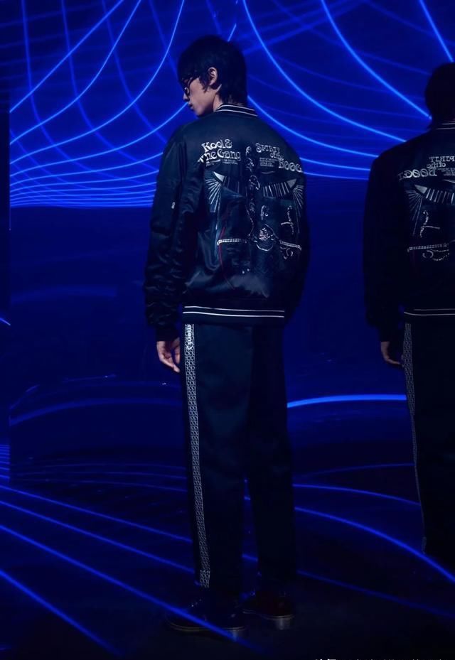 设计师@2020秋冬 Genius 系列：多个天才设计师的合作系列，MONCLER