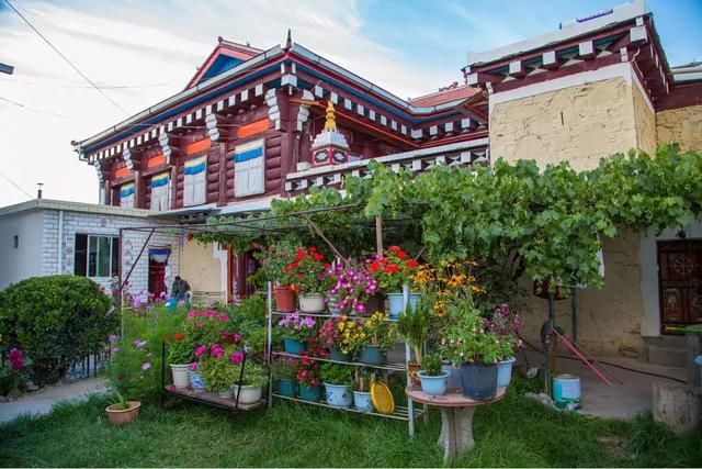 康定国际情歌节攻略！电音电竞赛马，这样过七夕简直酷Skr人！