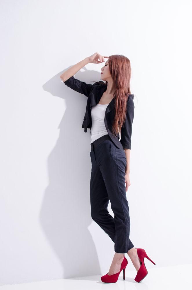 美丽性感的细高跟，比风景要美上三分!