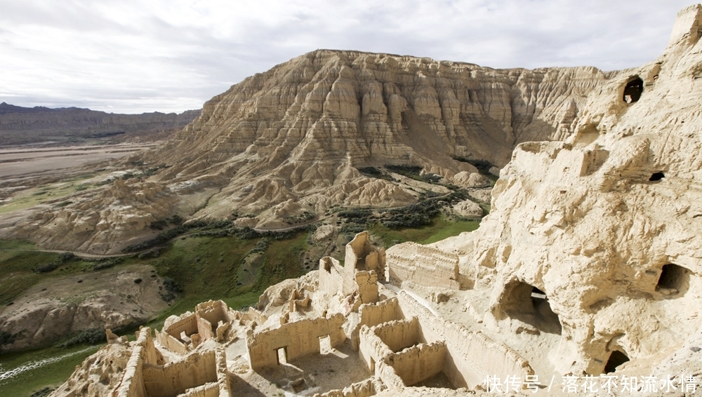 阿里的古格王朝，300年前一夜神秘消失，为什么史书里没有记载