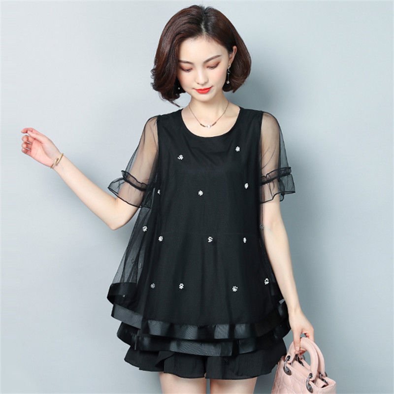 讲真的!70后老婆学下图穿小衫，洋气又迷人，美得令人念念不忘