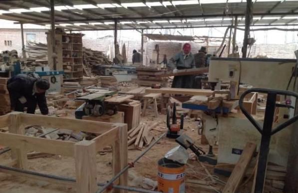 农村有很多收“旧房梁”，他们收回去做什么呢？为啥高价收购呢？