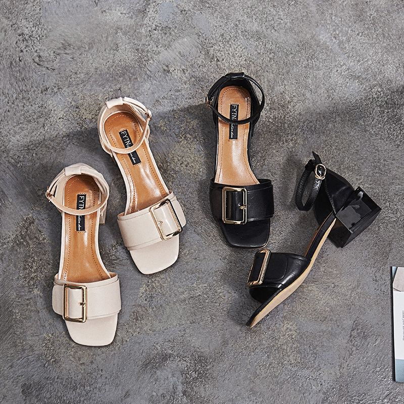 可以试试这样的高跟，让你的品味上升一个档次，上升品质