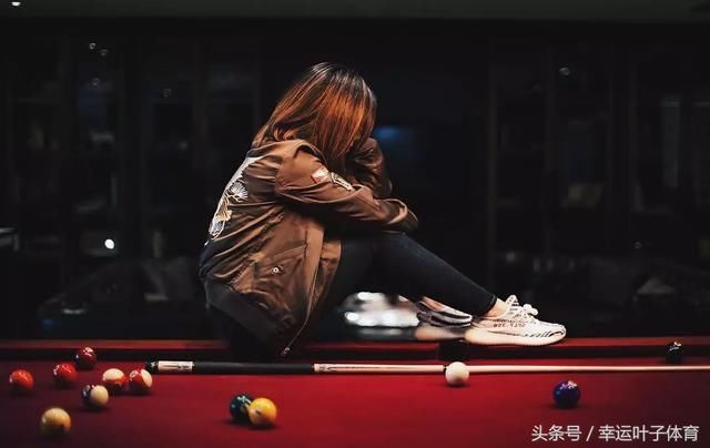 欧阳娜娜、邓紫棋、 Alaia,谁最有潜力成为国内球鞋女神?