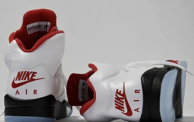  『诚意』Air Jordan 5推出OG配色，一次配好4款鞋型诚意十足