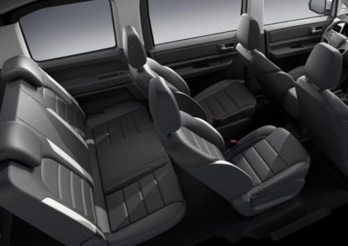  『五菱』五菱也有“揽胜”，堪称气场全开！两种座椅布局，6.68万难寻对手