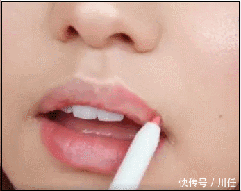  种类@超爱买口红的你，分的清口红的种类和质地吗？