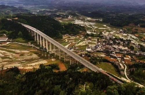 湖南未来发展辉煌的小县，将迎高铁机场双管齐下，是你的家乡吗