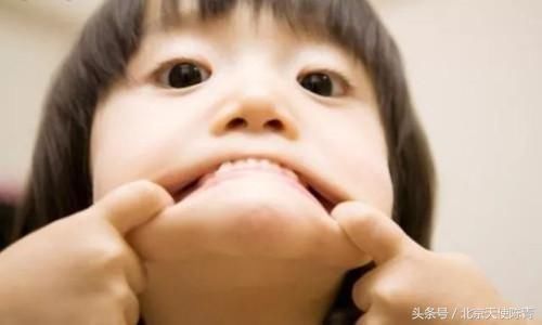 那些年你信以为真的育儿谣言