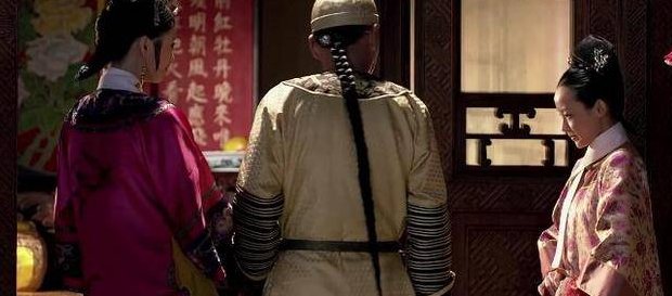 「皇后派来」甄嬛传：华妃至死不知，她被人当靶子使，真正要福子命是他