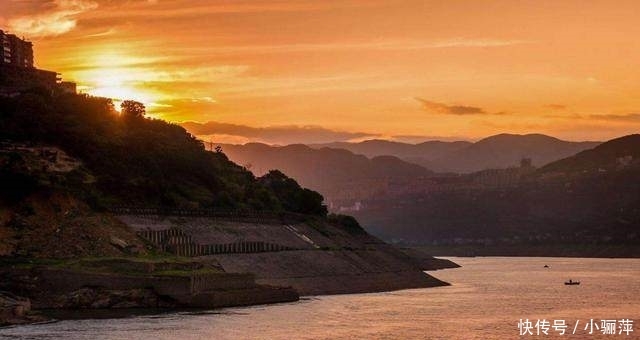 这项工程：法国用46年，美国160年才完成，而中国12年搞定