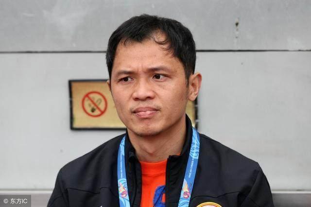 70后足球主教练,韩国有崔龙洙意大利有卡纳瓦