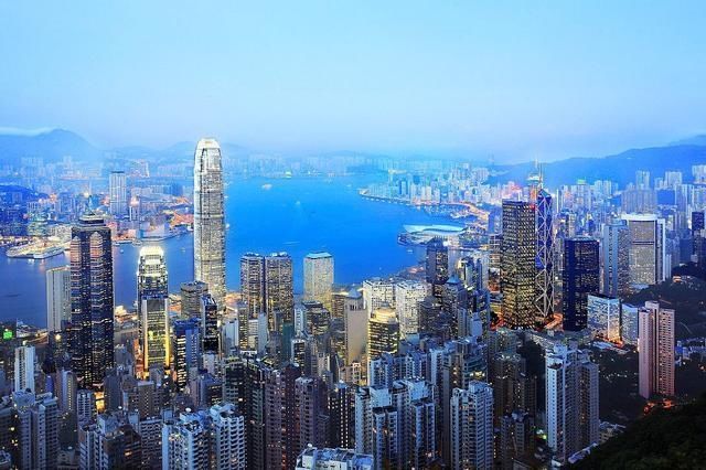  「网民」外国人问中国城市比美国发达吗? 国外网民: 中国城市像