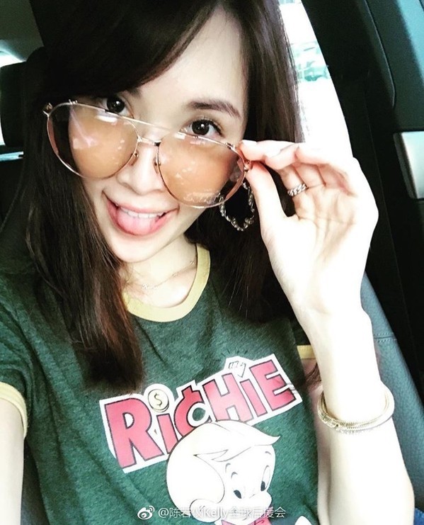 林志颖老婆和昆凌同框完全看不出9岁年龄差