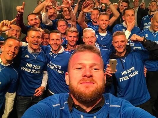 细数冰岛足球队里那些被正职耽误的队员