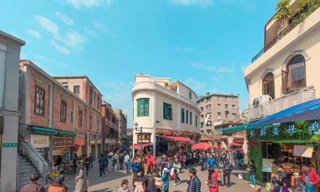 迪士尼被告，乔家大院摘牌5A，国内这些景区的“坑”不要再踩了