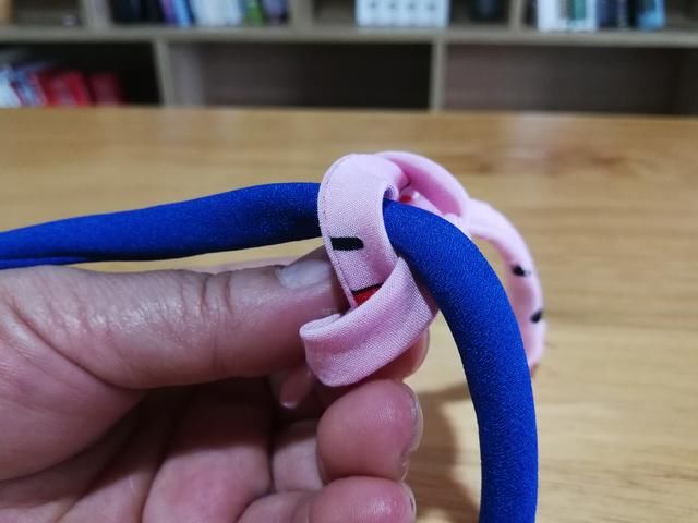 旗袍盘扣教学：很详细的编织过程，每一步都不能出错，2分钟完成