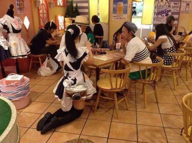 创事迹｜日本的女仆咖啡馆在国内不火，是经营方法不对