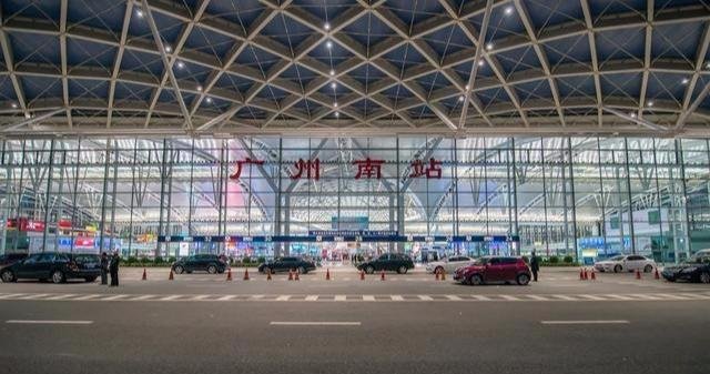 “世界第一大”火车站的拥有者不再是美国了，而是中国！强势碾压