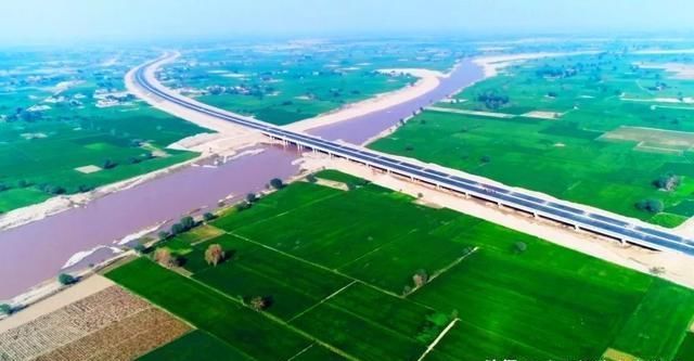 中建PKM项目（苏库尔-木尔坦段）  打通巴基斯坦南北运输大动脉