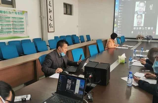 #值得#初试成绩占比70％？这所大学将采取“网络复试”，值得点赞！