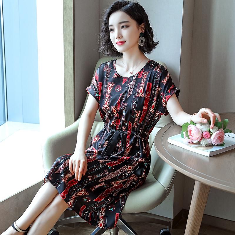 不是我败家，只是这裙子太好看，穿一次就舍不得脱