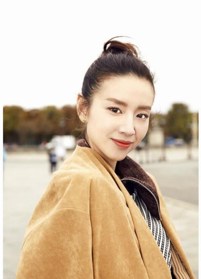  『大众对』董洁，离婚8年，有些事依旧难洗白：一步错，步步错