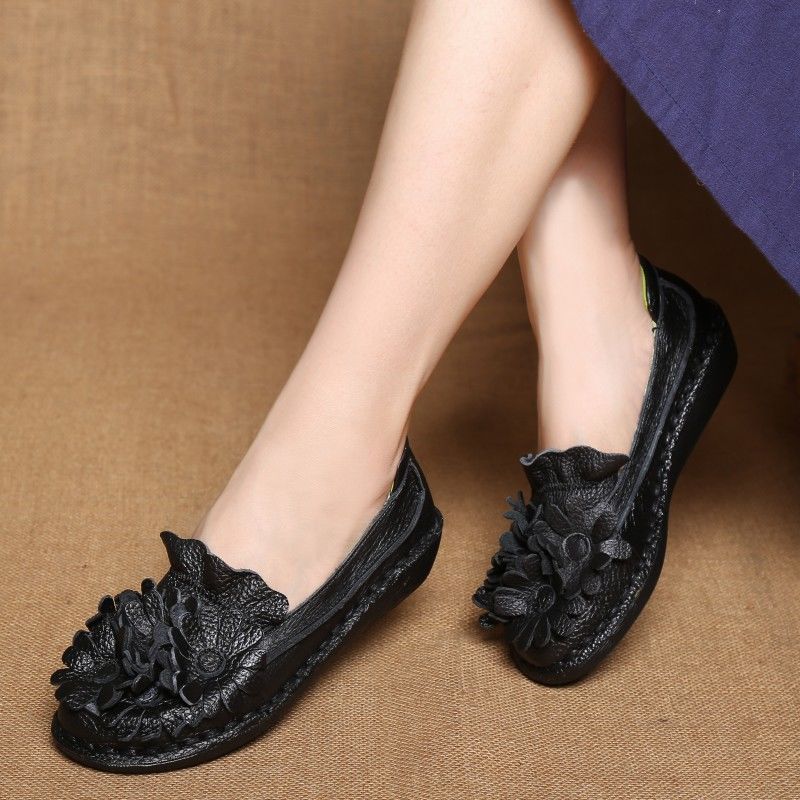 9月秋游，高跟鞋送人吧，老婆穿这样的懒人布鞋，漫步透气不累脚