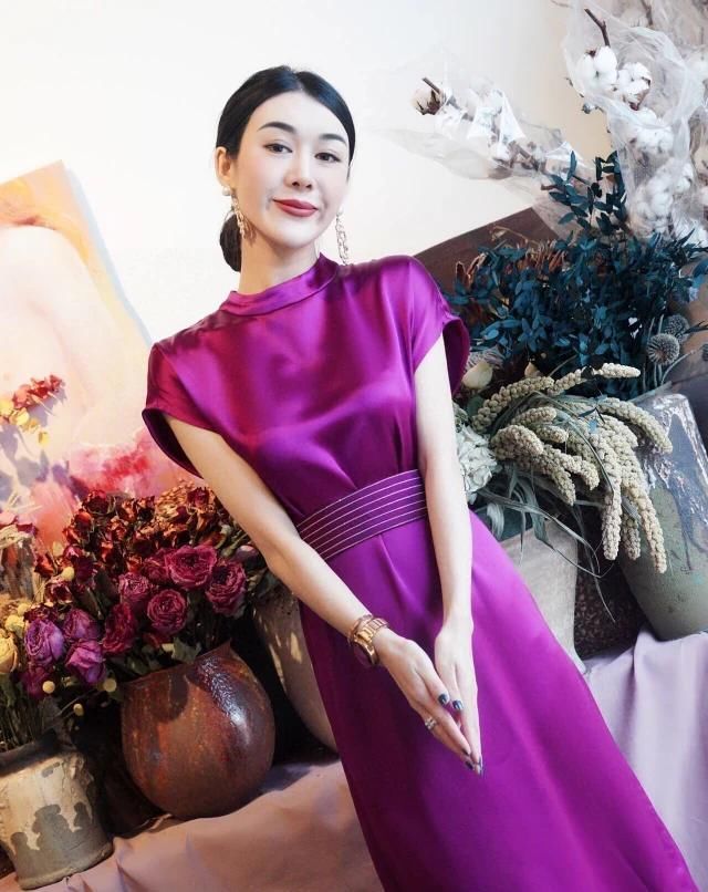  「女人」30岁以上的女人就够成熟风韵又有魅力,柔美同时也不失时髦度